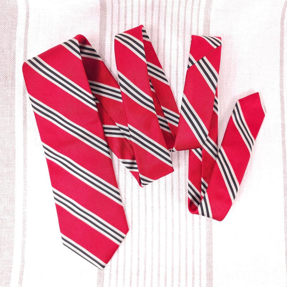 Brooks Brothers Makers Tie Red Striped Classic Repp Preppy Office Necktie 59 in